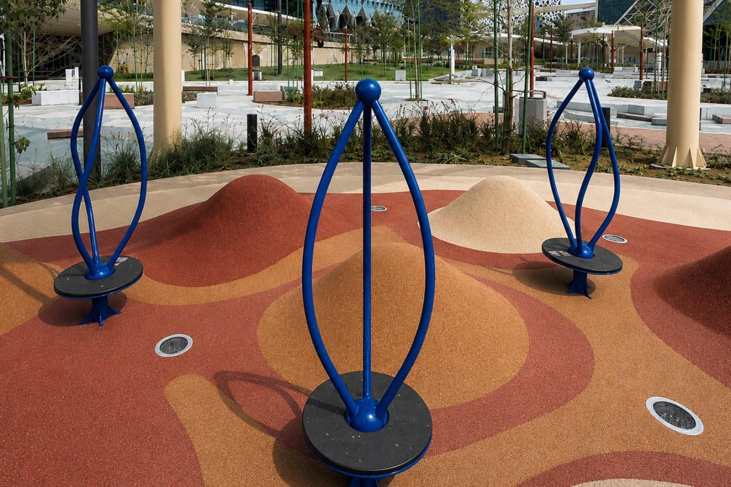 BinHendi_Play_Blue_Equipment_Web